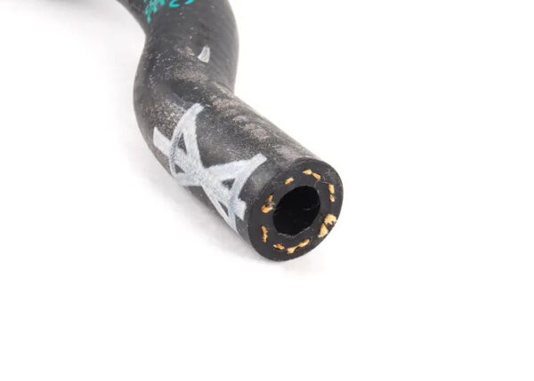 NEW AUDI A3 SPORTBACK 8P ENGINE UPPER EXPANSION TANK HOSE 1K0122447GC ORIGINAL - Image 3