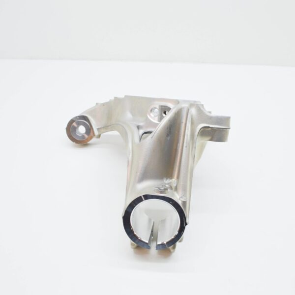 NEW AUDI A3 8V FRONT LEFT WHEEL BEARING HOUSING 5Q0407253A ORIGINAL - Image 3