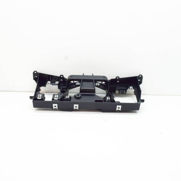 NEW AUDI E-TRON GT FRONT DRIVER ASSISTANCE BRACKET 4J3907390 ORIGINAL - Image 3