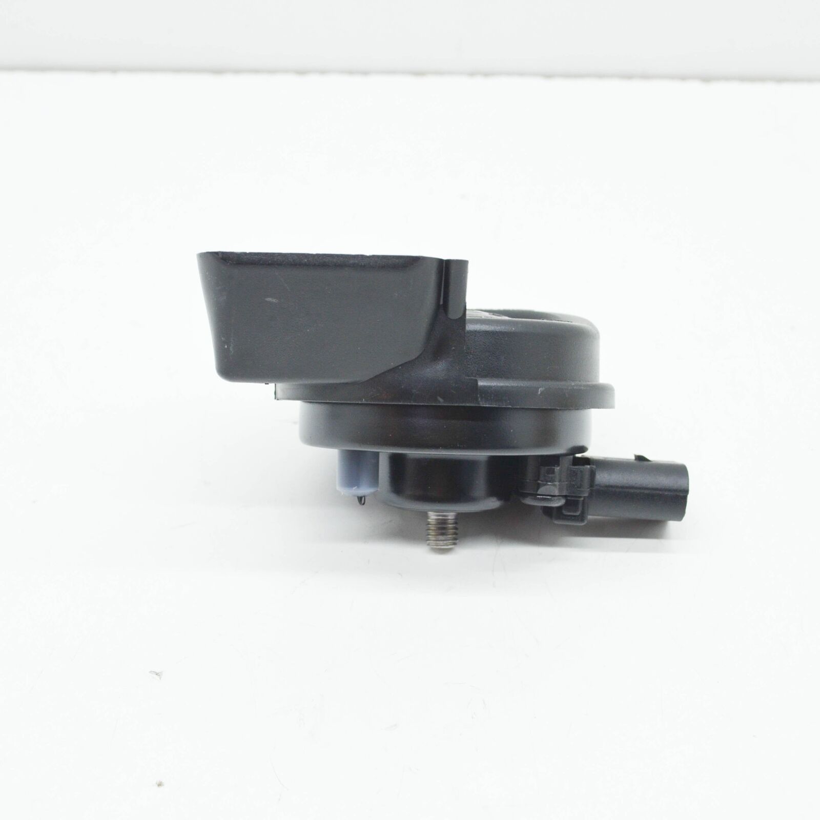 NEW AUDI A4 B8 LEFT SIDE FANFARE 8T0951223 5 NEW AUDI A4 B8 LEFT SIDE FANFARE 8T0951223 - Image 5