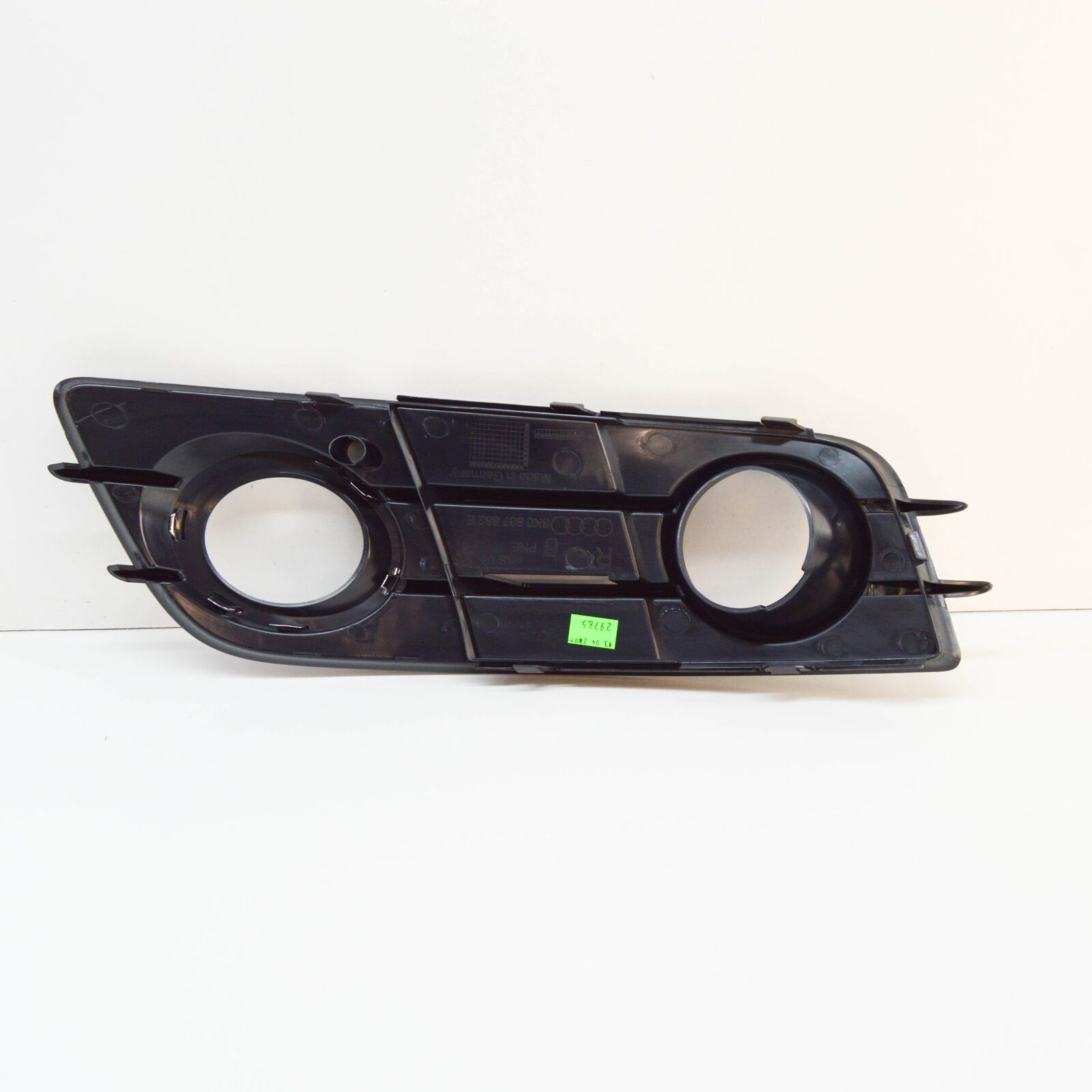 NEW AUDI A4 B8 FRONT BUMPER RIGHT GRILLE 8K0807682E01C 5 NEW AUDI A4 B8 FRONT BUMPER RIGHT GRILLE 8K0807682E01C - Image 5