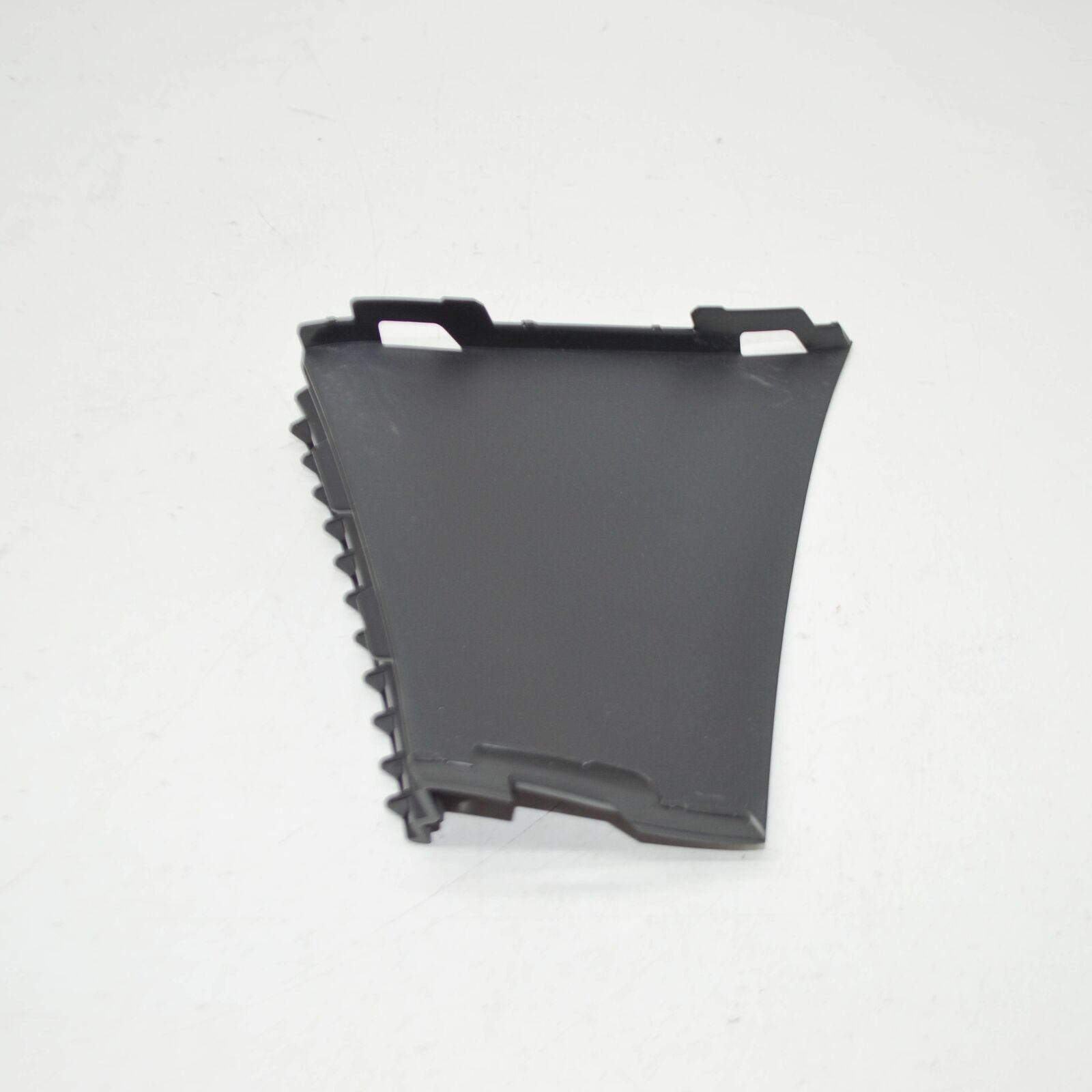 NEW AUDI A6 C8 AVANT FRONT BUMPER RIGHT AIR GUIDE TRIM 4K0121764G ORIGINAL 3 NEW AUDI A6 C8 AVANT FRONT BUMPER RIGHT AIR GUIDE TRIM 4K0121764G ORIGINAL - Image 3