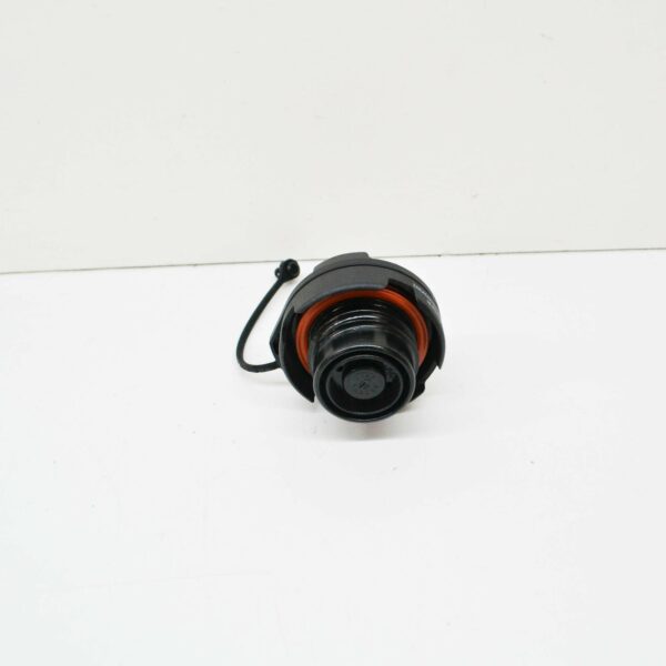 NEW AUDI A8 D3 GAS CAP WITH STRAP 4E0201550B - Image 5