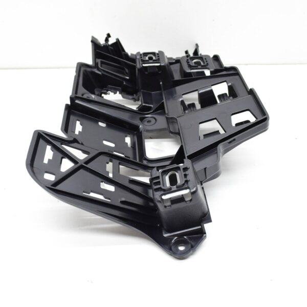 NEW MERCEDES-BENZ EQS V297 REAR RIGHT BUMPER BRACKET A2978807602 ORIGINAL - Image 3