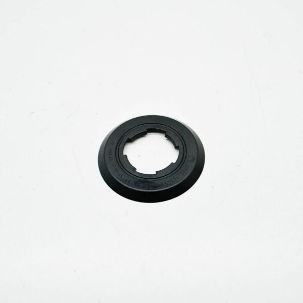 NEW BMW 1 F20 REAR OUTPUT SHAFT DUST GUARD RING PLASTIC 33217616457 ORIGINAL - Image 3