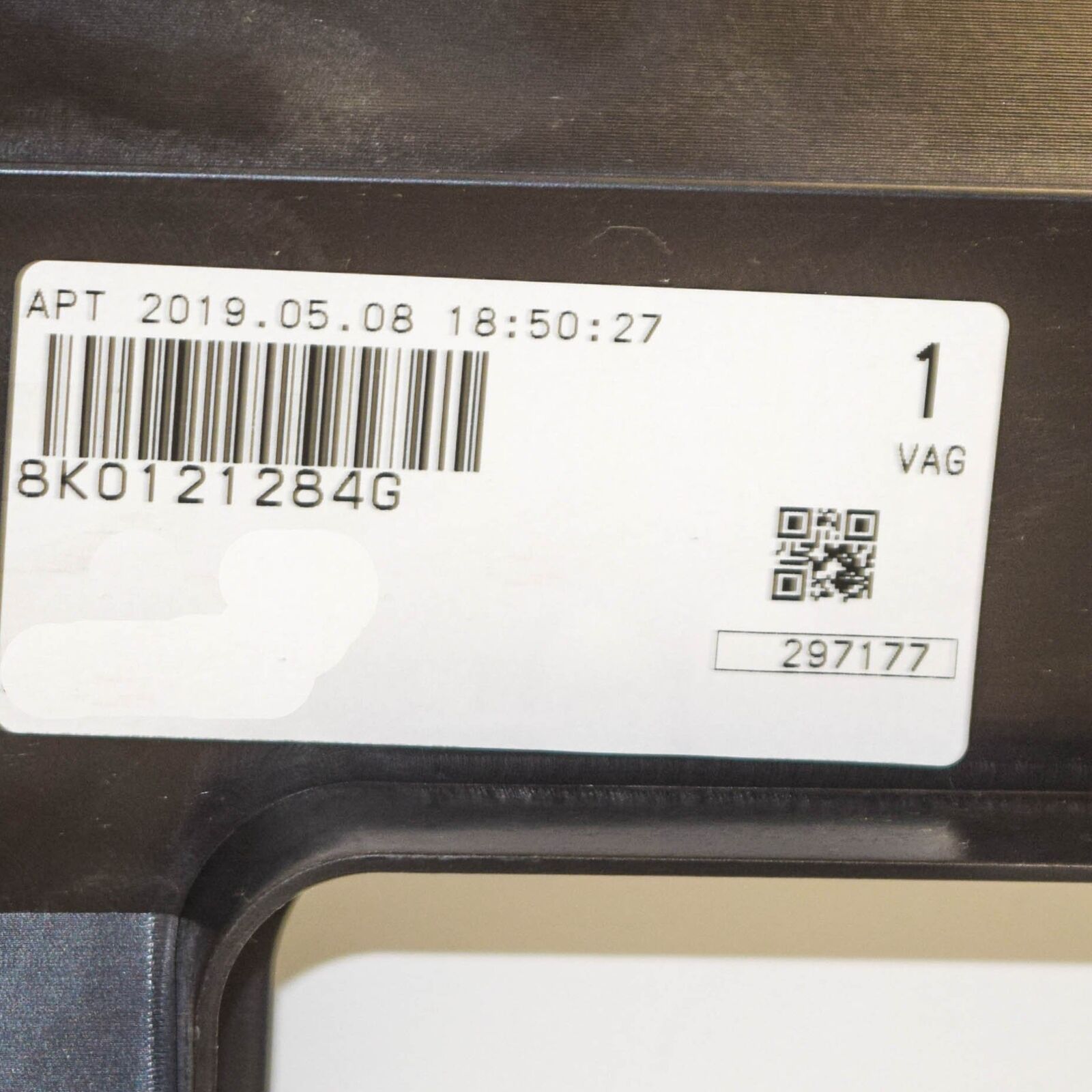 NEW AUDI A4 B8 RIGHT AIR GUIDE 8K0121284G 5 NEW AUDI A4 B8 RIGHT AIR GUIDE 8K0121284G - Image 5