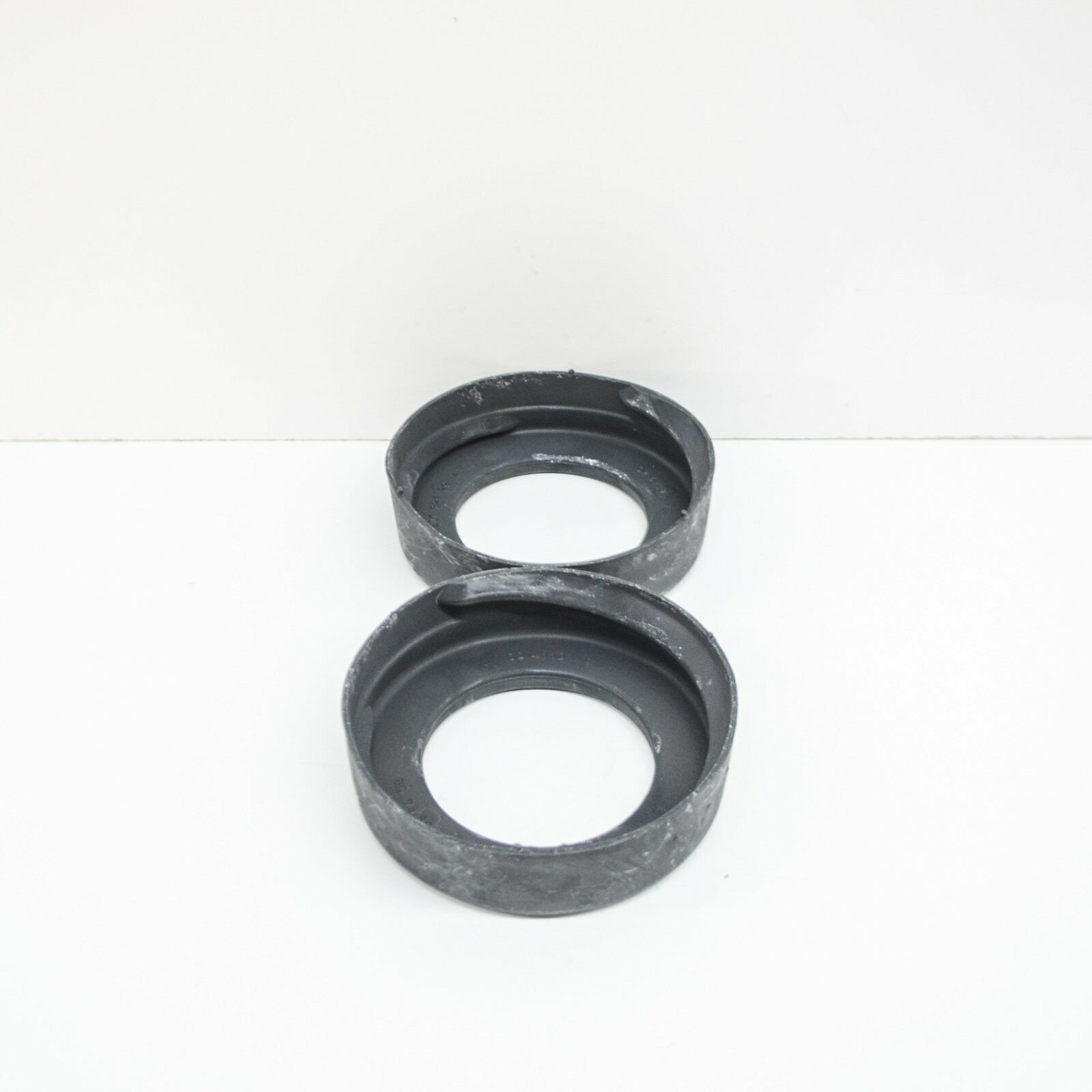 NEW MERCEDES-BENZ E W124 FRONT SPRING UPPER RUBBER MOUNTING A2013210984 ORIGINAL 3 NEW MERCEDES-BENZ E W124 FRONT SPRING UPPER RUBBER MOUNTING A2013210984 ORIGINAL - Image 3