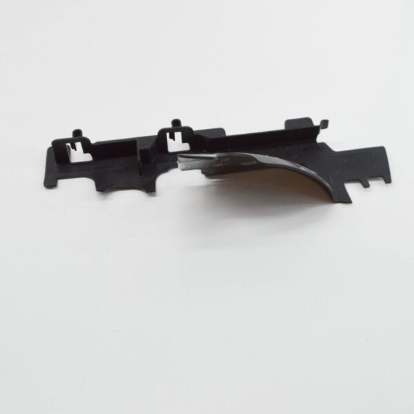 NEW VOLKSWAGEN GOLF MK6 LEFT AIR GUIDE 5K0121283E ORIGINAL - Image 3