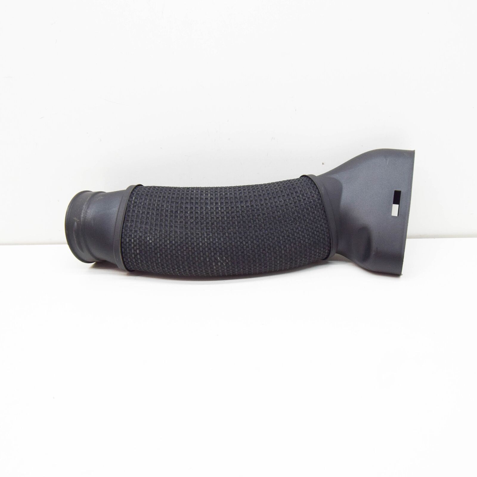 NEW MERCEDES-BENZ CLS C219 RIGHT AIR INTAKE HOSE A2720900082 2008 ORIGINAL 3 NEW MERCEDES-BENZ CLS C219 RIGHT AIR INTAKE HOSE A2720900082 2008 ORIGINAL - Image 3