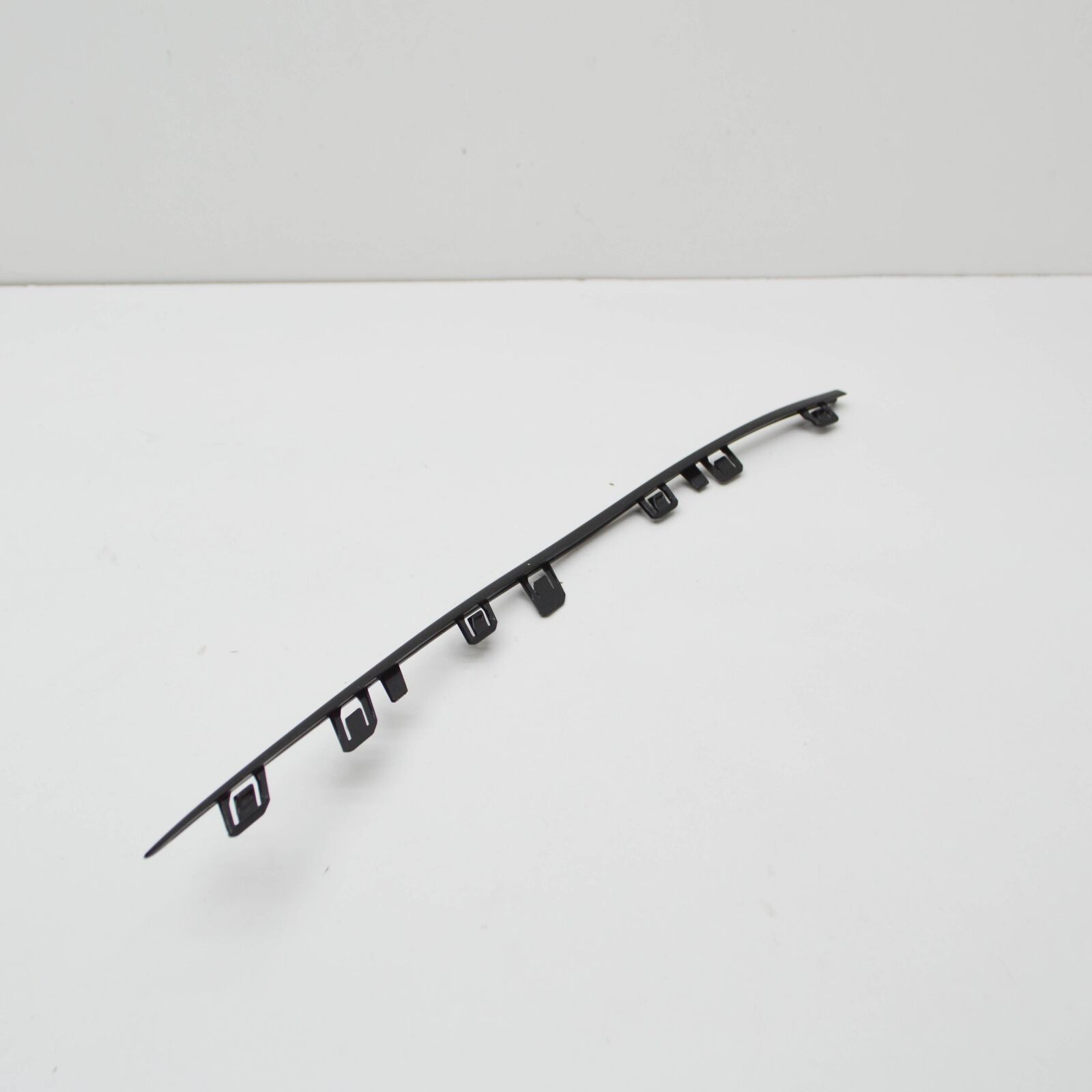 NEW MERCEDES-BENZ C W206 AMG FRONT BUMPER LEFT LOWER TRIM A2068854302 ORIGINAL 3 NEW MERCEDES-BENZ C W206 AMG FRONT BUMPER LEFT LOWER TRIM A2068854302 ORIGINAL - Image 3