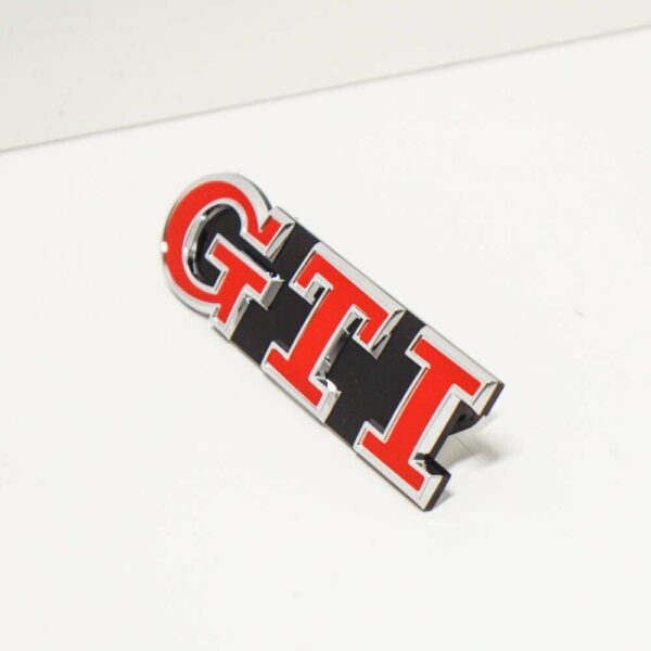 NEW VOLKSWAGEN GOLF MK7 POLO GTI EMBLEM SIGN LOGO GRILLE 5G0853679AGKRR ORIGINAL - Image 3