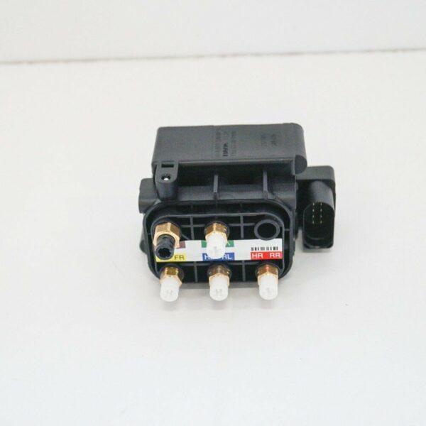 NEW MERCEDES BENZ S CLASS W222 VALVE BLOCK A0993200058 - Image 3
