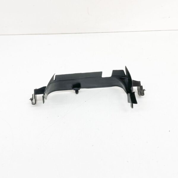 NEW AUDI A3 8V RADIATOR UPPER CENTRE AIR GUIDE 8V0121285 ORIGINAL - Image 3