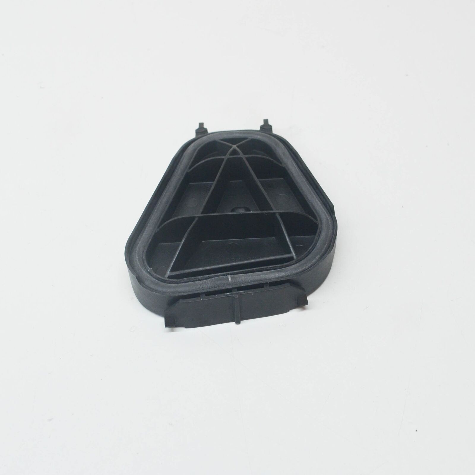 NEW BMW 3 E92 COUPE RIGHT UPPER HEADLIGHT BULB CAP 63117182394 ORIGINAL 3 NEW BMW 3 E92 COUPE RIGHT UPPER HEADLIGHT BULB CAP 63117182394 ORIGINAL - Image 3