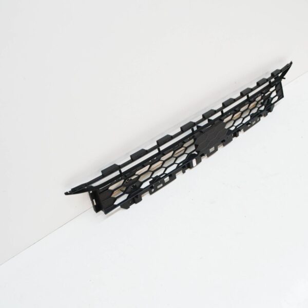NEW AUDI Q2 GA FRONT BUMPER CENTER LOWER GRILLE 81A807647H3FZ - Image 5