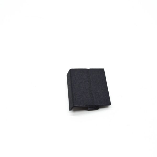 NEW MERCEDES-BENZ GLE W166 LEFT FOOTREST CLADDING COVER CAP A1666980725 ORIGINAL - Image 3