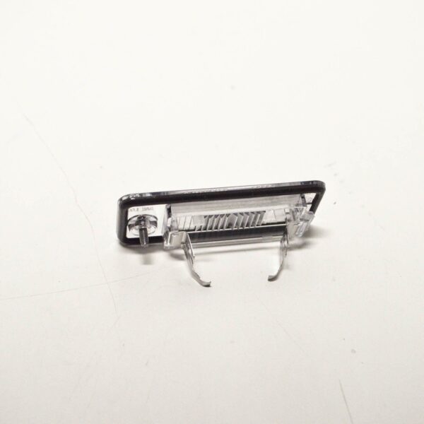 NEW AUDI A4 B7 REAR LICENSE PLATE LIGHT 8E0943023 8E0807430B ORIGINAL - Image 3