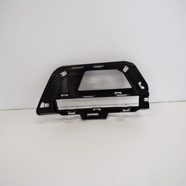 NEW MERCEDES BENZ C W204 FRONT RIGHT GRILLE A2048850924 ORIGINAL - Image 3
