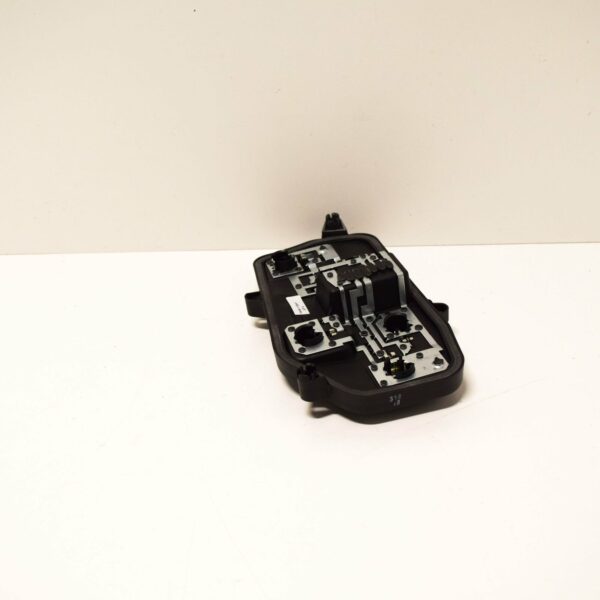 NEW VOLKSWAGEN TRANSPORTER T5 REAR RIGHT TAILLIGHT BULB HOLDER 7E5945258 - Image 5