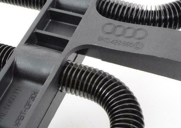 NEW AUDI A4 B8 POWER STEERING COOLER 8K0422885D ORIGINAL - Image 3