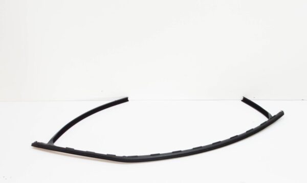 NEW VOLKSWAGEN BEETLE 1C FRONT RIGHT DOOR RUBBER SEAL 1C0837432EB41 ORIGINAL - Image 3