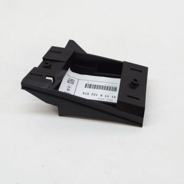 NEW BMW 3 E36 FRONT BUMPER LEFT INSERT BRACKET 51118122575 - Image 5