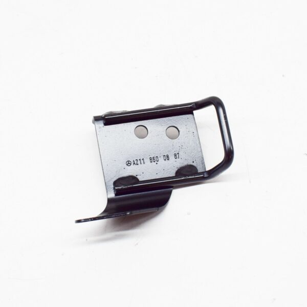 NEW MB E W211 REAR RIGHT OUTSIDE ISOFIX CHILD SEAT ANCHORAGE A2118600887 - Image 3