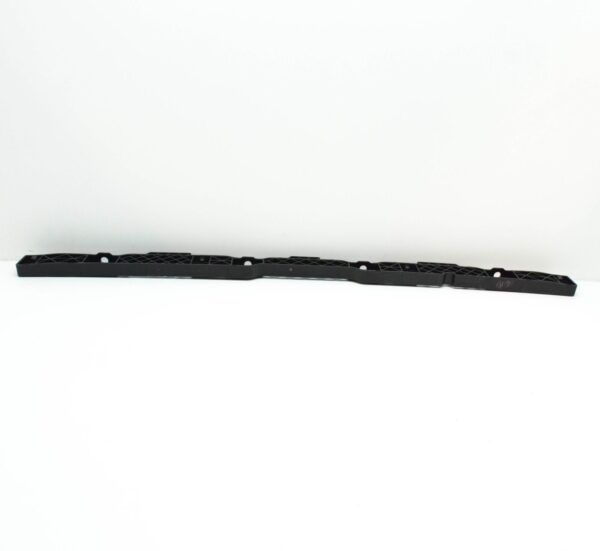 NEW VOLKSWAGEN PASSAT B8 FRONT BUMPER CENTER BRACKET 3G0807571 ORIGINAL - Image 3