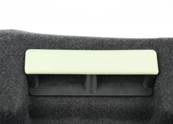 NEW VOLKSWAGEN CC REAR LID TRIM PANEL 3C8867605K8W4 - Image 5