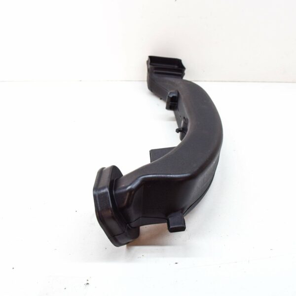 NEW MERCEDES-BENZ E W213 INSTRUMENT PANEL LEFT AIR DUCT A2138302901 ORIGINAL - Image 3