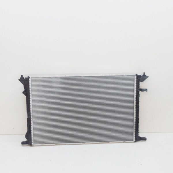 NEW AUDI A4 AVANT B8 ENGINE COOLANT RADIATOR 8K0121251AG ORIGINAL - Image 3
