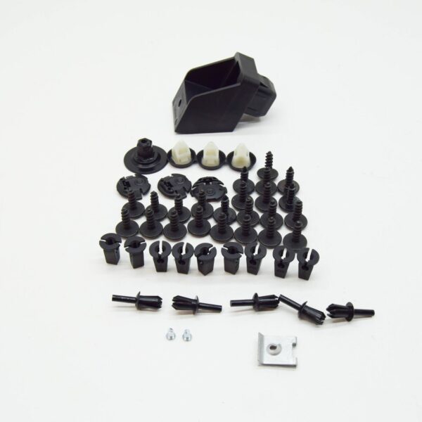 NEW AUDI A3 CABRIO 8V FRONT FENDER LINER STTACHMENT PARTS SET 8V0098629A - Image 3