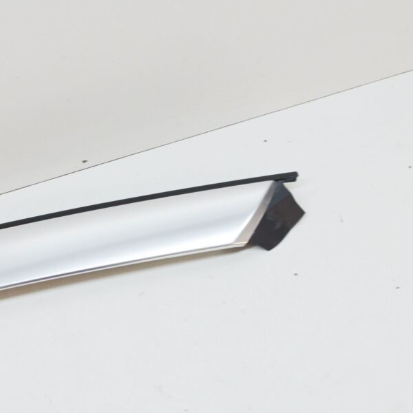 NEW AUDI R8 42 EXTERIOR RIGHT SIDE PILLAR MOLDING 427853266D 3Q7 ORIGINAL - Image 3
