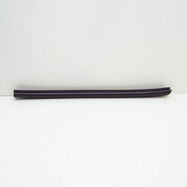 NEW SKODA YETI 5L REAR LEFT WHEEL ARCH DOOR SEAL 5L0839761C ORIGINAL - Image 3