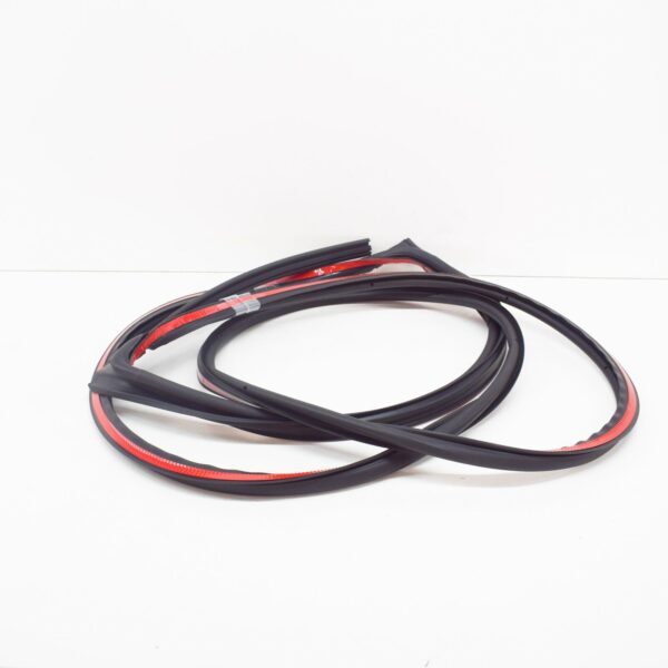NEW AUDI Q7 4L REAR OUTER DOOR SEAL LEFT SELF-ADHESIVE 4L0839911 ORIGINAL - Image 3