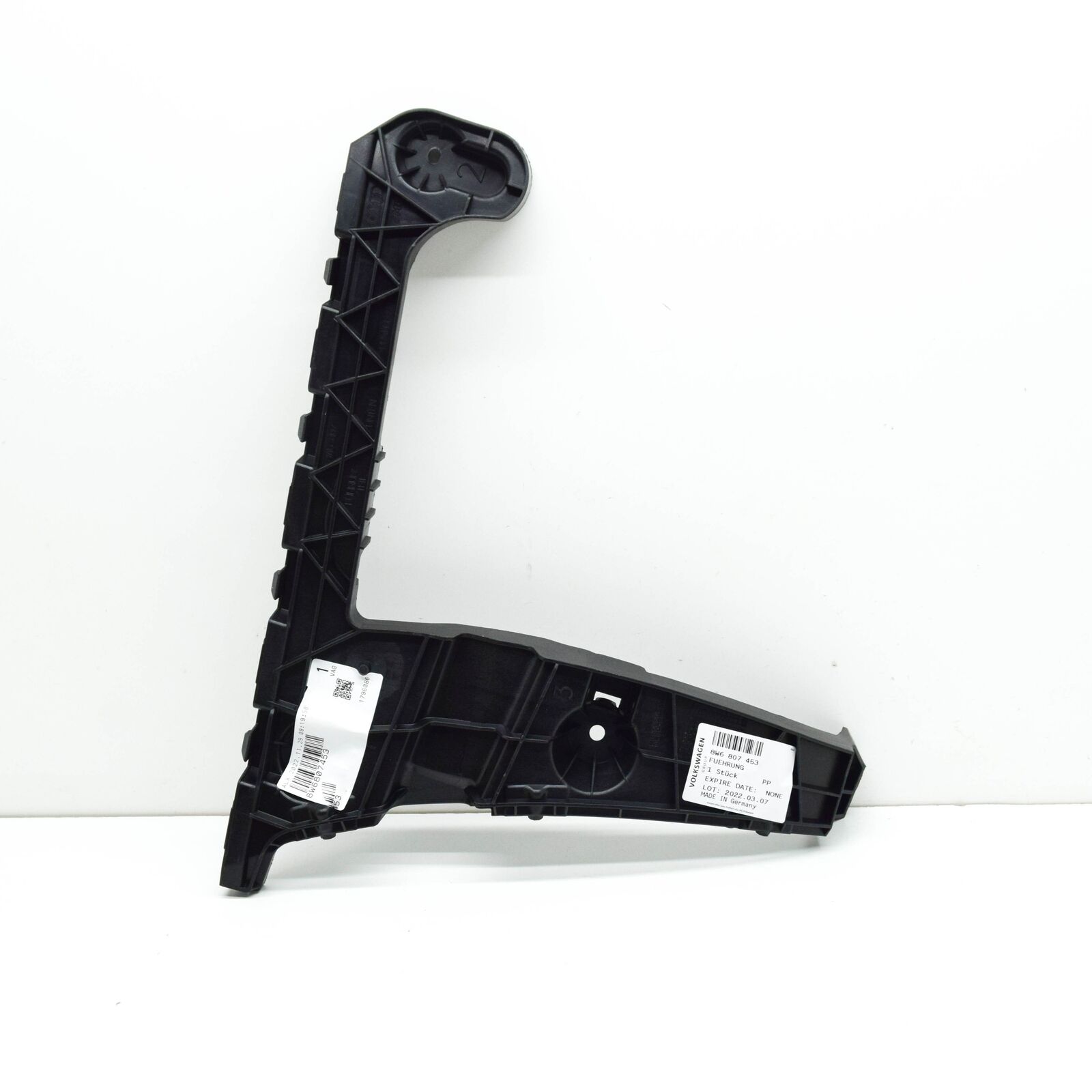 NEW AUDI A5 8W6 REAR BUMPER LEFT SUPPORT BRACKET 8W6807453 ORIGINAL 3 NEW AUDI A5 8W6 REAR BUMPER LEFT SUPPORT BRACKET 8W6807453 ORIGINAL - Image 3