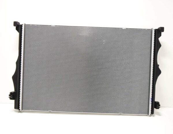 NEW MERCEDES-BENZ A-CLASS W177 ENGINE COOLING RADIATOR A2475000203 ORIGINAL - Image 3