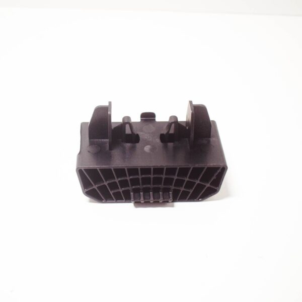 NEW VOLVO XC90 MK2 AIR GUIDE BRACKET 31455017 - Image 5