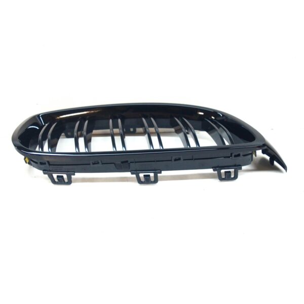 NEW BMW M4 F82 RADIATOR RIGHT M PERFORMANCE GRILLE 51712352812 2016 ORIGINAL - Image 3