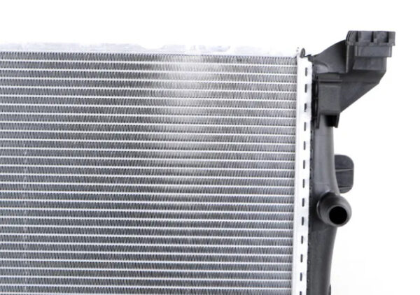 NEW MERCEDES BENZ GLA X156 ENGINE WATER COOLING RADIATOR A2465001403 ORIGINAL - Image 3
