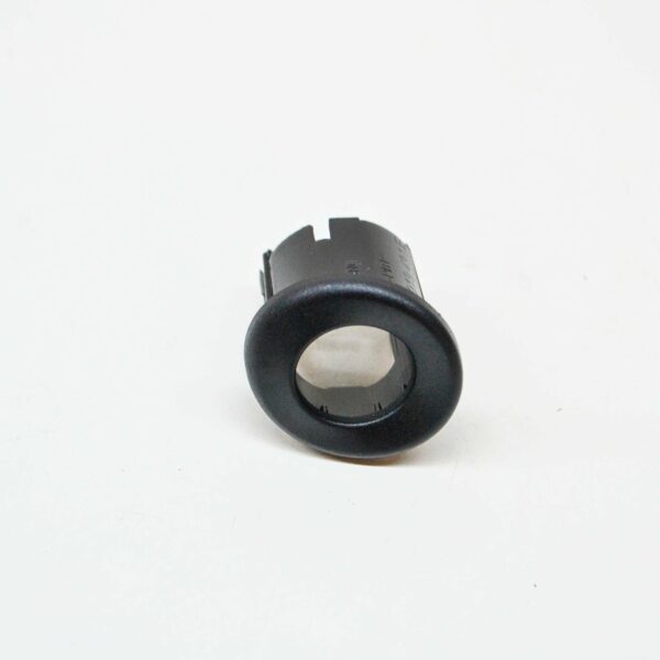 NEW VW TIGUAN 5N MK1 REAR CENTRE ULTRASOUND SENSOR RETAINER 5N0919491E - Image 3