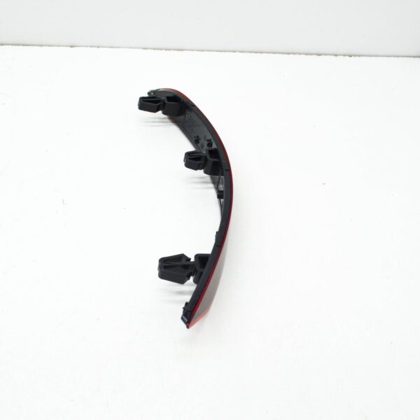 NEW AUDI A3 SPORTBACK 8V REAR RIGHT BUMPER REFLECTOR 8V5945106C ORIGINAL - Image 3