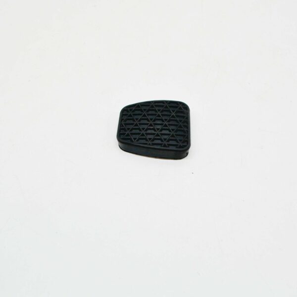 NEW MERCEDES-BENZ VITO W638 CLUTCH PEDAL RUBBER COVER A2012910282 ORIGINAL - Image 3