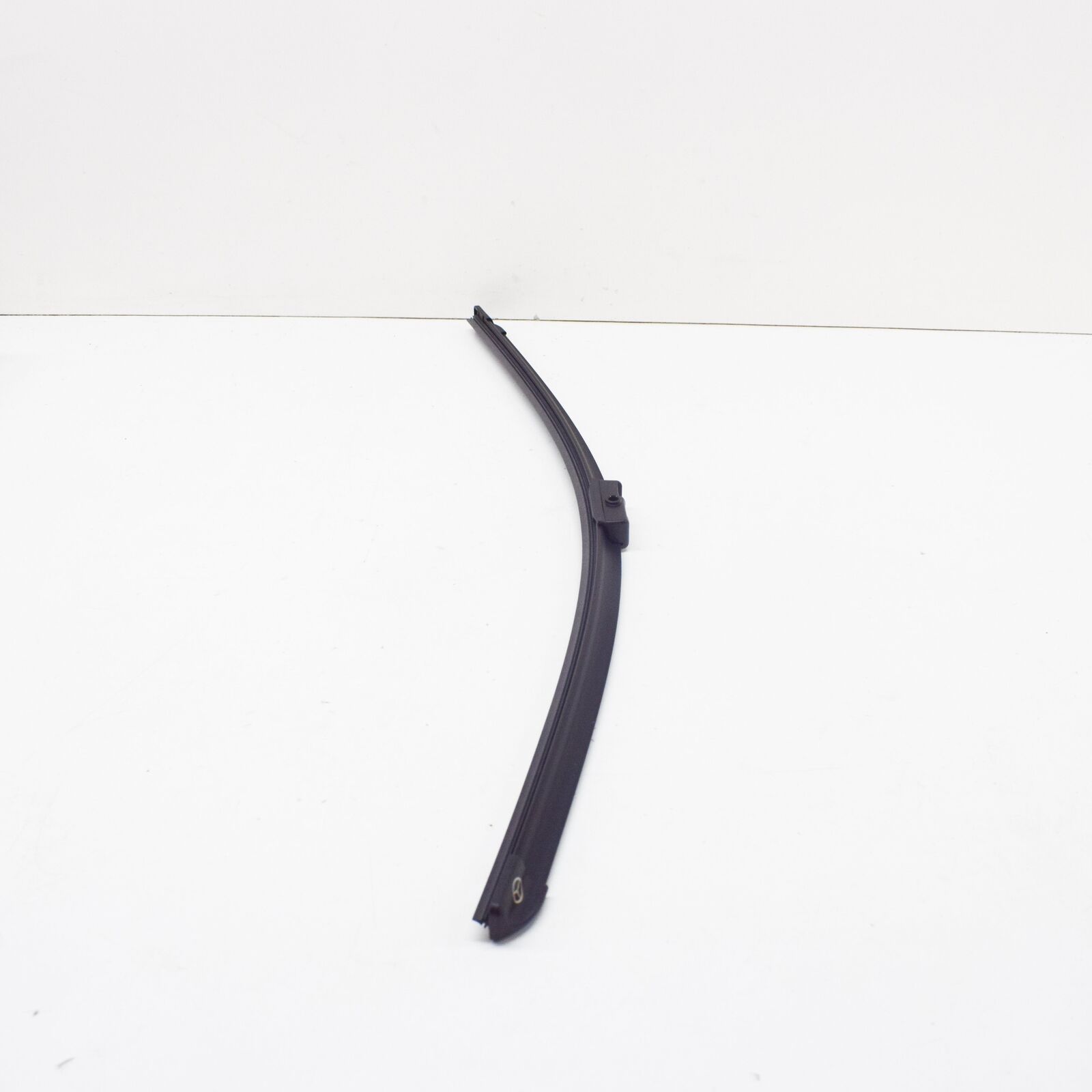 NEW MERCEDES-BENZ C-CLASS W204 FRONT WIPER ARM SET A2048202300 2010 ORIGINAL 3 NEW MERCEDES-BENZ C-CLASS W204 FRONT WIPER ARM SET A2048202300 2010 ORIGINAL - Image 3