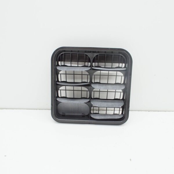 NEW AUDI Q7 4M REAR QUARTER PANEL VENT GRILLE 4M0819181B ORIGINAL - Image 3