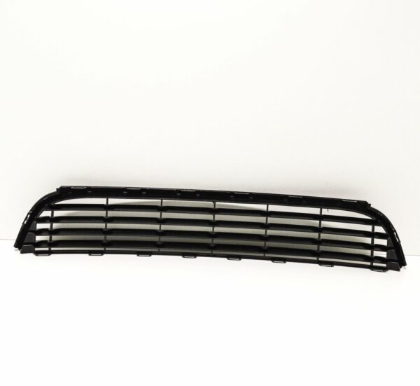 NEW VOLKSWAGEN GOLF PLUS MK5 FRONT BUMPER CENTER GRILLE 5M0853677D9B9 - Image 5