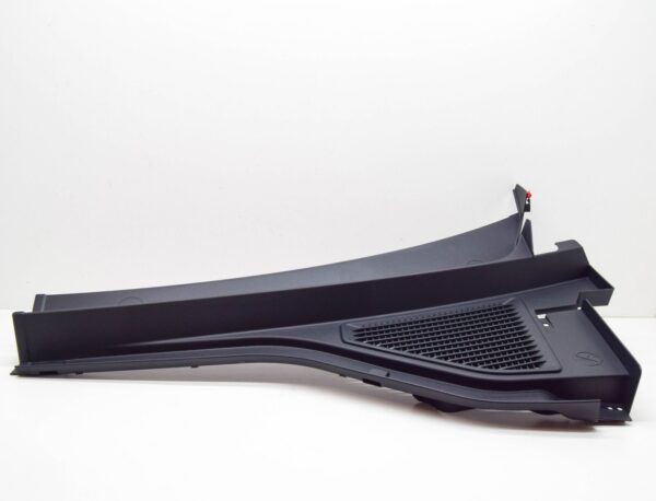 NEW VOLKSWAGEN T-ROC A11 LEFT WATER BOX COVER RHD 2GB819403A9B9 ORIGINAL - Image 3