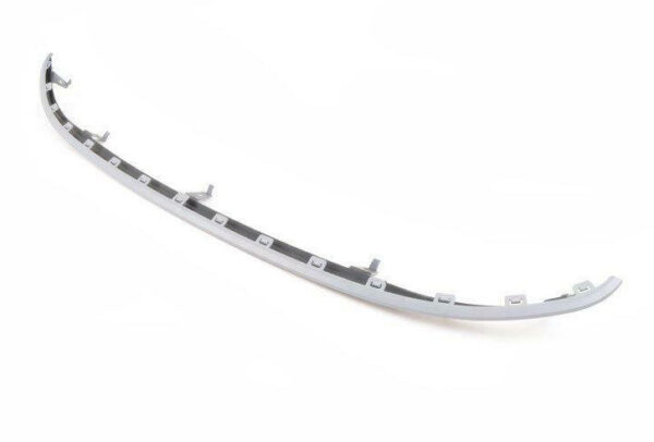 NEW VOLKSWAGEN GOLF MK6 FRONT BUMPER LOWER CENTER SPOILER 5K0807110GRU ORIGINAL - Image 3