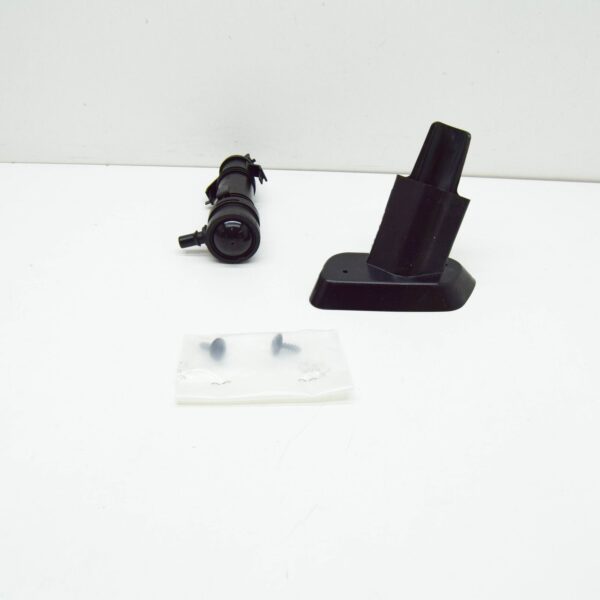 NEW VW TOUAREG 7P RIGHT HEADLIGHT CLEANING SYSTEM REPAIR SET 7P6998104 ORIGINAL - Image 3