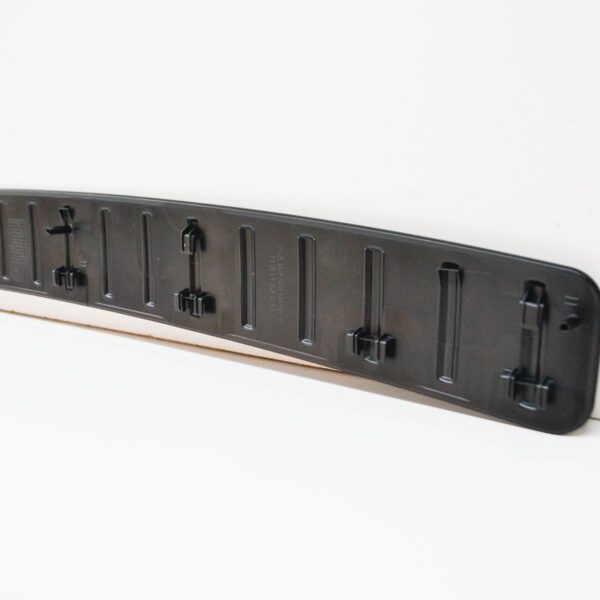 NEW MERCEDES-BENZ GL X164 REAR BUMPER STEP PAD A1648840090 - Image 5